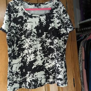 Premise studio t-shirt size 1X